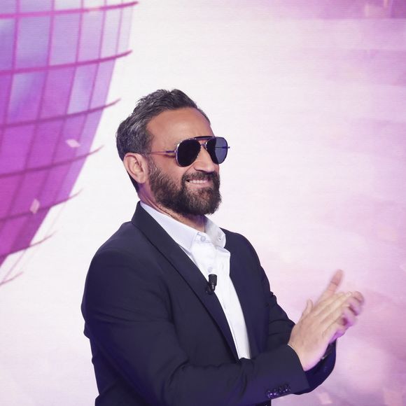 “Ce n’est pas la peine de dévoiler tout mon patrimoine immobilier !”, a rétorqué  Cyril Hanouna

Exclusif - Cyril Hanouna, sur le plateau de l’émission « TPMP » présentée par C.Hanouna et diffusée en direct sur Youtube et sur toutes les box (SFR, FREE, MyCanal etc), Paris, France, le 04 mars 2025. © Jack Tribeca / Bestimage
