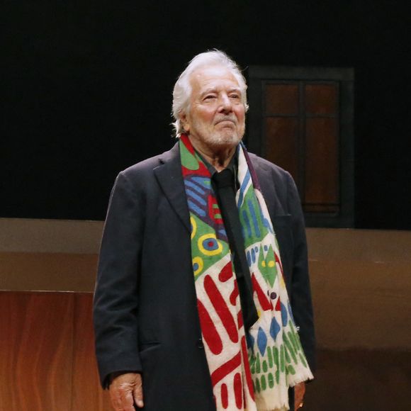 Pierre Arditi est actuellement au Théâtre Montparnasse à Paris avec la pièce "Je me souviendrai… de presque tout"

Exclusif - Pierre Arditi salue le public à la fin de la Générale de la Pièce « Je me souviendrai… de presque tout » au Théâtre Montparnasse à Paris.

© Bertrand Rindoff / Bestimage