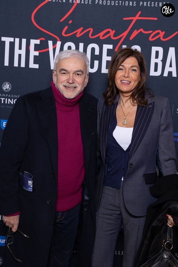 S'ils ne vivent pas ensemble la semaine en raison de leurs emplois du temps, ils profitent de Paris le week-end : sorties au théâtre, restaurant... 

Pascal Praud et Catherine Bancarel assistent au spectacle "The Voice Is Back, 110e anniversaire de Franck Sinatra" à la Salle Pleyel, le 22 novembre 2025 à Paris, en France. Photo de Nasser Berzane/Abaca