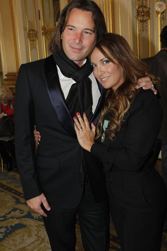 Hélène Ségara et Matthieu Lecat au ministère de la culture à Paris, le 4 mai 2012. Photo par BERTRAND RINDOFF PETROFF / BESTIMAGE