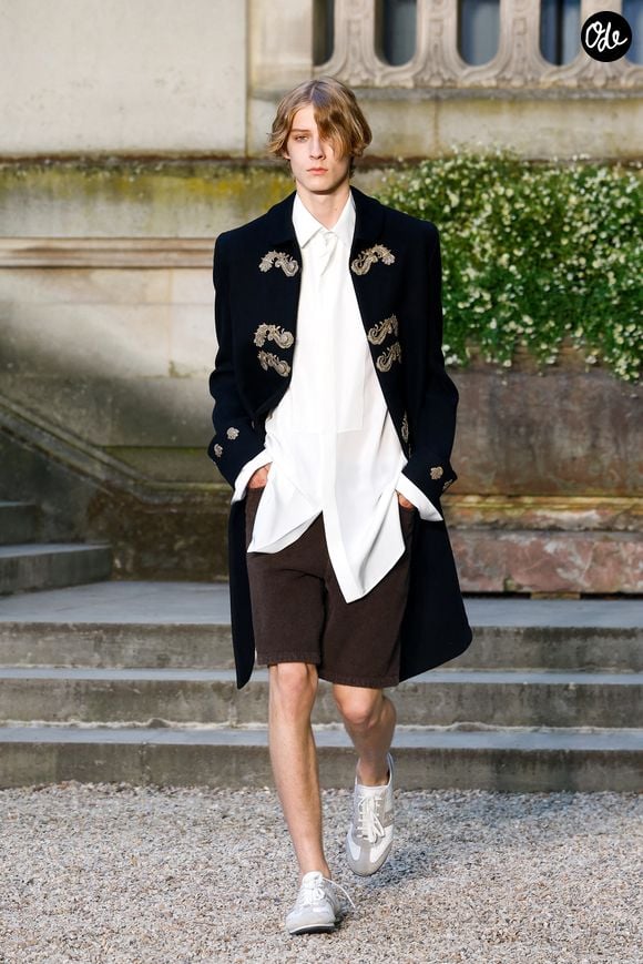 Défilé de mode Dior Homme Prêt à Porter Collection Homme Printemps/Été 2027 lors de la Fashion Week de Paris, France, le 24 juin 2026. © Bestimage