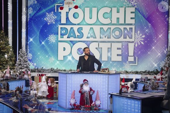 Exclusif - Cyril Hanouna sur le plateau de l'émission "Touche pas à mon poste" (TPMP) diffusée en direct sur C8 le 19 décembre 2024 

© Jack Tribeca / Bestimage