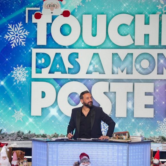 Exclusif - Cyril Hanouna sur le plateau de l'émission "Touche pas à mon poste" (TPMP) diffusée en direct sur C8 le 19 décembre 2024 

© Jack Tribeca / Bestimage
