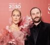 Après une rupture douloureuse pour René-Charles, le jeune homme semble avoir retrouvé le sourire.
Celine Dion et son fils René-Charles Angélil au photocall du défilé anniversaire Elie Saab "1001 Seasons of Elie Saab" à l'espace "The Venue" à Riyad, Arabie saoudite.
© Tiziano Da Silva / Bestimage