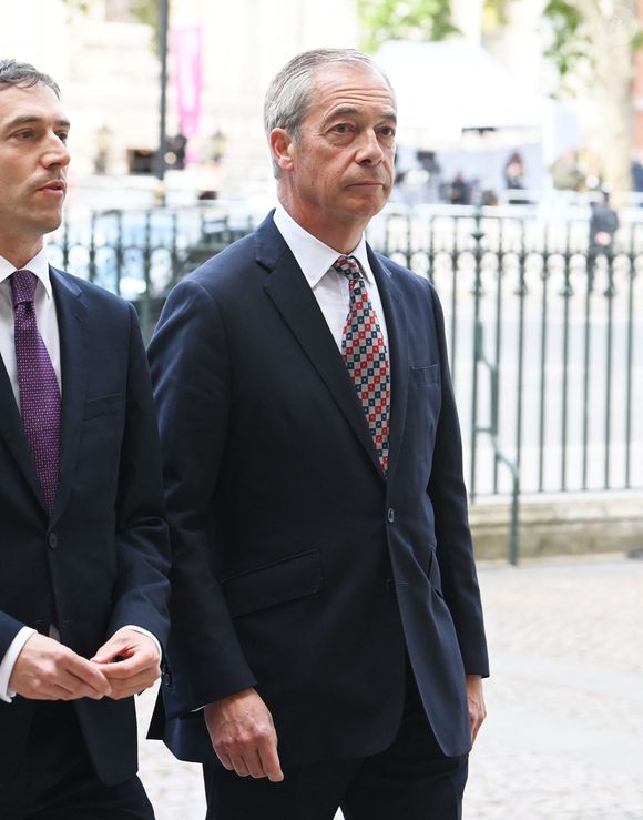 Nigel Farage - La famille royale britannique et les personnalités assistent à un service d'action de grâce à l'abbaye de Westminster à Londres, à l'occasion du 80ème anniversaire du jour de la Victoire en Europe (VE Day), le 8 mai 2025. GOFF INF / BESTIMAGE