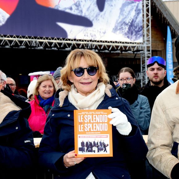 Gérard Jugnot, Marie-Anne Chazel et Thierry Lhermitte - Séance de dédicaces du livre "Le Splendid par le Splendid" à l'occasion du 29ème Festival International du Film de Comédie de l'Alpe d'Huez le 23 Janvier 2026. © Dominique Jacovides/Bestimage