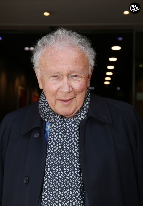 Exclusif -  Philippe Bouvard arrive a un enregistrement radio a Paris le 30 Octobre 2013.

© Bestimage