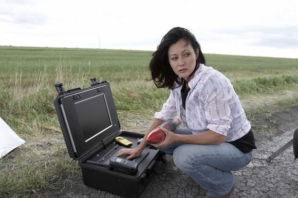 Archives - Shannen Doherty sur le tournage de "The End of the World" (2005) (TV) © MPP Bestimage