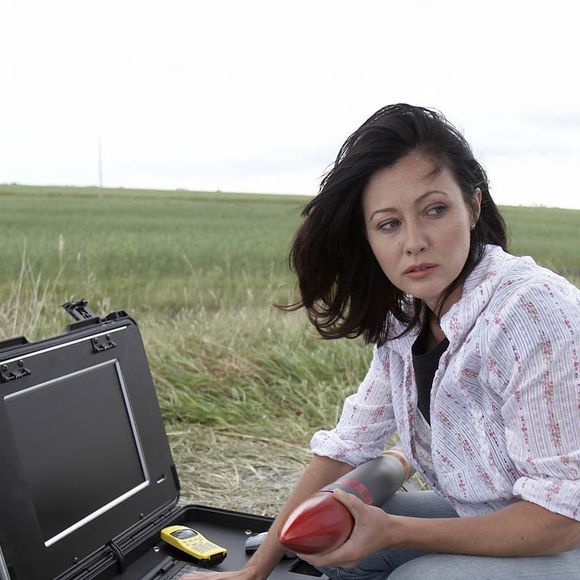 Archives - Shannen Doherty sur le tournage de "The End of the World" (2005) (TV) © MPP Bestimage
