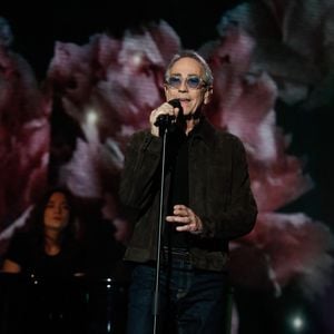 Alain Chamfort - Surprises - Enregistrement de l'émission "La Boîte à Secrets N°20" dans les studios de la Cité du Cinéma à Saint-Denis, présentée par F.Bollaert et diffusée le 10 janvier sur France 3
Photo par Christophe Clovis / Bestimage