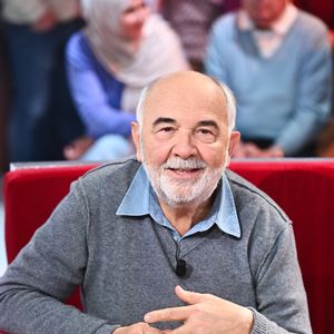 Exclusif - Gérard Jugnot - Enregistrement de l'émission Vivement dimanche consacrée à l'équipe du Splendid au studio Rive Gauche, presentée par Michel Drucker . Diffusion sur France 3 le  23/02/2025 . présentée par M.Drucker, diffusée le 23 février 2025 sur France 3. 
© Guillaume Gaffiot / Bestimage
