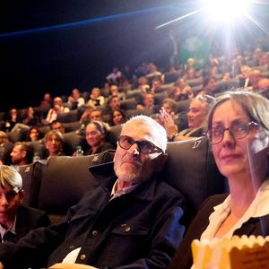 Sa fille Louise a 12 ans et son fils en a 9

Soirée de clôture et palmarès de la 7ème édition du festival Cineroman à Nice le 4 Octobre 2025 avec Tchéky Karyo et sa famille © Bebert-Jacovides/Bestimage