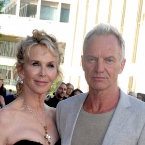 L'ancien membre du groupe The Police a empoché tout au long de sa carrière une coquette somme d'argent estimée à 225 millions d'euros, selon le classement du "Sunday Times" de 2012.

Sting et Trudie Styler assistent au gala du printemps de l'American Ballet Theatre à la Metropolitan Opera House. New York, le 21 mai 2018. © Abaca