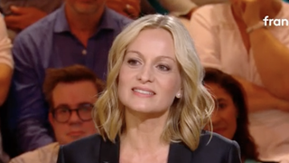 "Le bal des faux..." : Audrey Crespo-Mara pointe certaines personnalités non invitées mais présentes au dernier voyage de son mari Thierry Ardisson