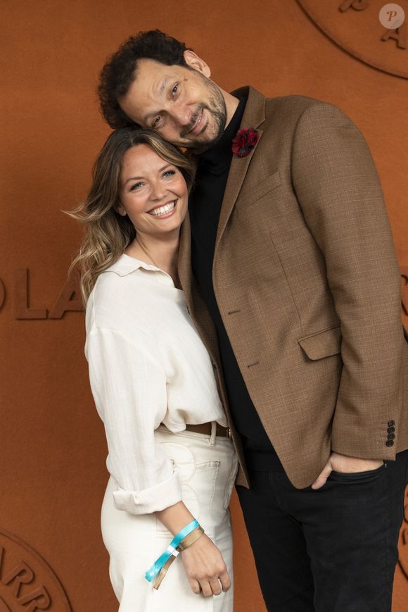 Éric Antoine et sa compagne Gennifer Demey au village lors des Internationaux de France de Tennis de Roland Garros 2025, à Paris, France, le 7 juin 2025. © Cyril Moreau/Bestimage