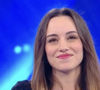 Après un premier échec contre Benoît, elle est revenue plus déterminée, forte d’un travail intensif entamé depuis 2019 avec plus de 1 150 chansons étudiées. 

Sandy, l'actuelle maestro de N'oubliez pas les paroles sur France 2, s'apprête à franchir les 300 000 euros de gains