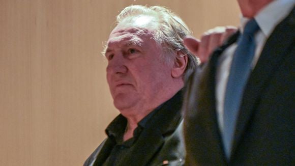 "J'ai juste dit..." : Une grande comédienne évacuée de la salle durant le procès de Gérard Depardieu