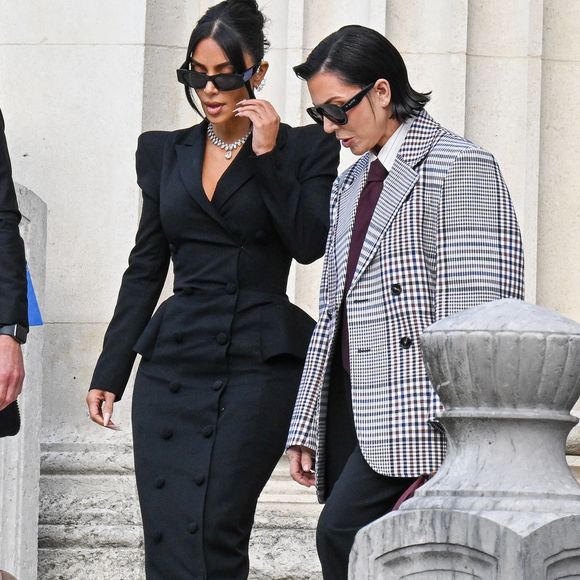 Kim Kardashian et sa mère Kris Jenner - La star américaine Kim Kardashian à la sortie du procès de la rue tronchet des "Papys braqueurs" au palais de justice de Paris, France, le 13 mai 2025. © Bestimage