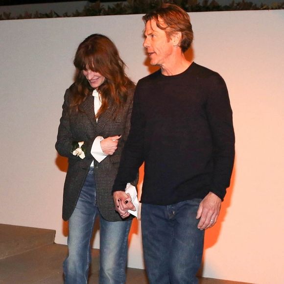 et leur idylle a démarré de façon compliquée 

EXCLUSIVE Julia Roberts et Daniel Moder à Beverly Hills
©Backgrid USA / Bestimage