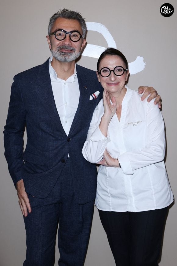 Ensemble, Anne-Sophie Pic et David Sinapian viennent d’ouvrir un nouveau chapitre parisien avec leur établissement au sein de la Fondation Cartier.

Anne-Sophie Pic et David Sinapian assistent à la soirée « Anne-Sophie Pic Paris » le 17 septembre 2026 à Paris, en France. Photo de Jérôme Dominé / ABACAPRESS.COM