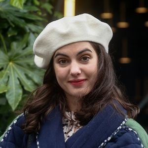 Claire Chust - Arrivées à l'enregistrement de l'émission "Vivement Dimanche", présentée par M.Drucker et diffusée sur France 3 le 19 novembre, au Studio Gabriel à Paris. Le 31 octobre 2023 © Christophe Clovis / Bestimage