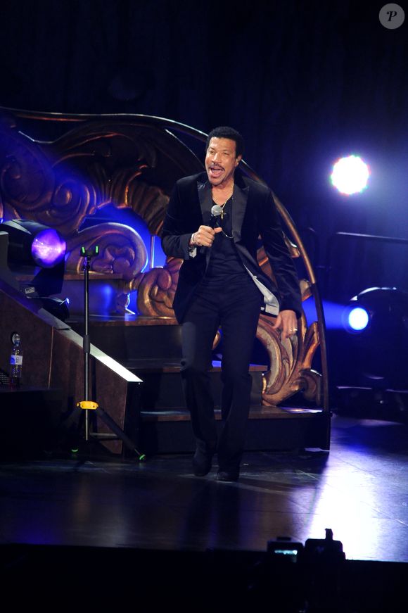 Lionel Richie en concert au Zenith de Paris le 28 Novembre 2012. @LIONEL URMAN  / BESTIMAGE