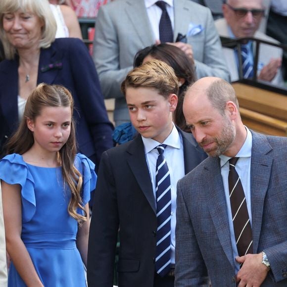 La princesse Charlotte, le prince George et le prince William à Wimbledon, le 12 juillet 2026.

© Mirrorpix / Bestimage