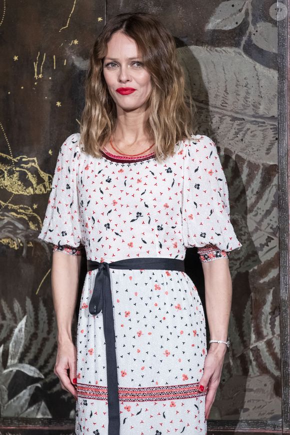 Vanessa Paradis lors du photocall du défilé Chanel Métiers d'Art 2019 / 2020 au Grand Palais à Paris le 4 décembre 2019.

© Olivier Borde / Bestimage