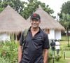 À la disparition de son père, Yannick Noah héritait d'une propriété à Yaoundé, au Cameroun
L'ancien sportif de tennis, Yannick Noah dans son village Noah, à Yaoundé, Cameroun. © Stéphane Lemouton/Bestimage