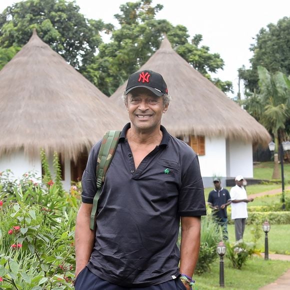 À la disparition de son père, Yannick Noah héritait d'une propriété à Yaoundé, au Cameroun

L'ancien sportif de tennis, Yannick Noah dans son village Noah, à Yaoundé, Cameroun. © Stéphane Lemouton/Bestimage