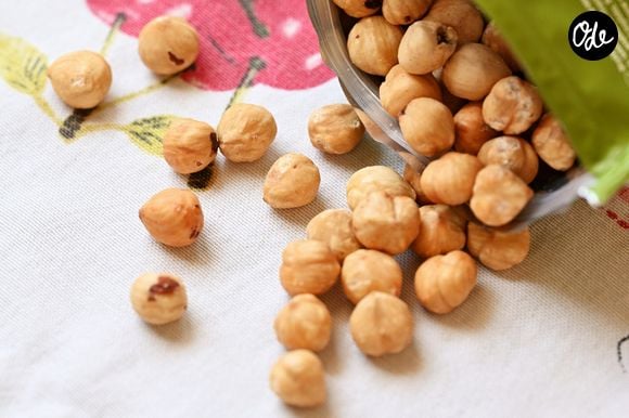 "Il faut privilégier la diversité. Ainsi, un mélange de noix est la meilleure façon de soutenir la santé cérébrale et la santé en général. L'important est de varier les aliments", a-t-il déclaré.

© Bozhin Karaivanov / Unsplash
