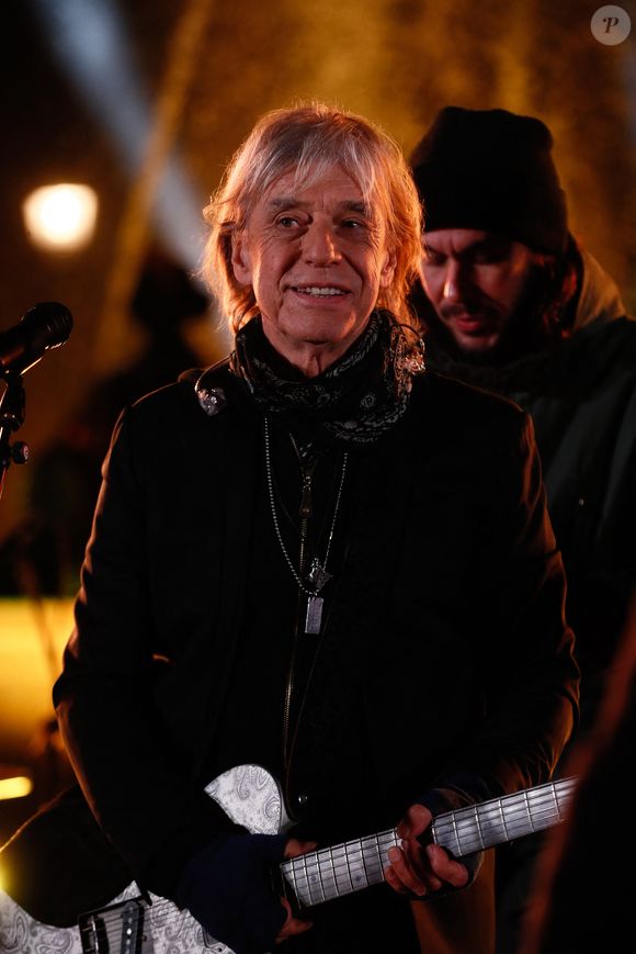 Jean-Louis Aubert a eu du mal à prendre conscience du succès du groupe Téléphone

Exclusif - Jean-Louis Aubert - Tournage de l'émission "La grande soirée du 31 décembre de Paris" sur la place de la Concorde à Paris, diffusée le 31 décembre sur France 2
©Christophe Clovis / Bestimage