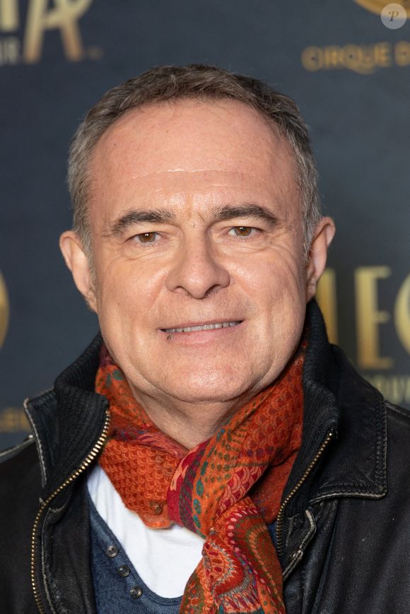 Christophe Delay assiste à la première du spectacle 'Alegria A New Day' du Cirque Du Soleil à Paris le 25 novembre 2025 à Chatou en France. Photo par Nasser Berzane/ABACAPRESS.COM