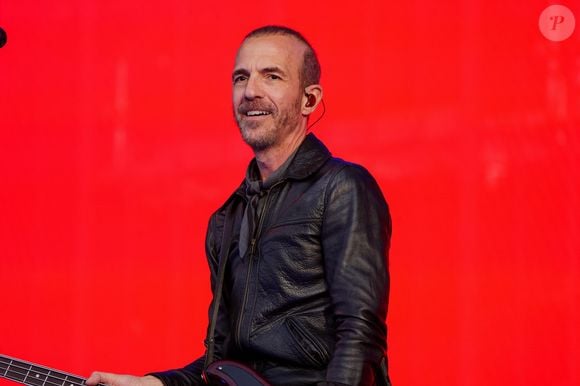 Calogero en concert lors de la "Fête de L'Humanité 2024" sur l'ex-base aérienne 217 au Plessis-Pâté le 15 septembre 2024. © Anne-Sophie Guebey/Bestimage
