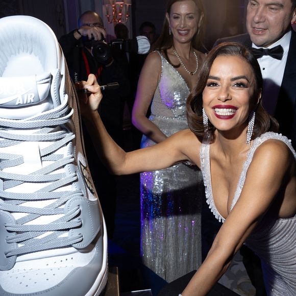 Exclusif - Eva Longoria - Global Gift Gala Paris à l'hôtel Four Seasons George V à Paris le 8 novembre 2025. © Cyril Moreau/Bestimage