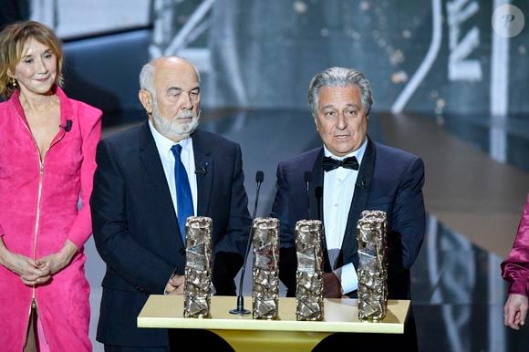 Un César spécial pour la troupe du Splendid, Marie-Anne Chazel, Gérard Jugnot, Christian Clavier, sur scène lors de la 46ème cérémonie des César à l'Olympia à Paris le 12 mars 2021. ©   Pierre Villard/ Pool / Bestimage