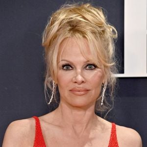 Pamela Anderson. - Première du documentaire consacré à Pamela Anderson, "Pamela, une histoire d'amour" (Netflix) à Hollywood.
© Bestimage