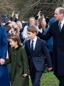 Kate et William éclipsent Meghan et Harry ! Ils dévoilent à leur tour leur carte de vœux, pleine de symboles avec leurs trois enfants