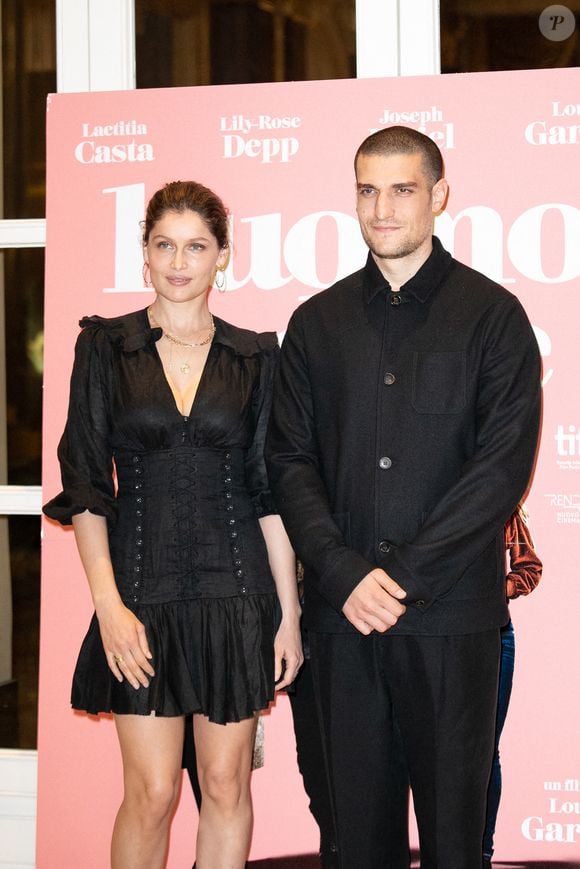 Laetitia Casta et Louis Garrel au photocall de L'Homme fidèle (A Faithful Man) à Rome, en Italie, le 5 avril 2019. Photo by ABACAPRESS.COM