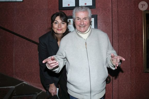 Exclusif - Claude Lelouch et sa femme Valérie Perrin à la première soirée de la Pièce "En thérapie" au Théâtre Antoine à Paris, le 17 Janvier 2026.

Photo : Bertrand Rindoff / Bestimage
