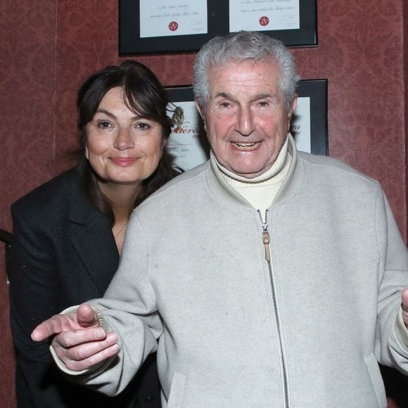 Exclusif - Claude Lelouch et sa femme Valérie Perrin à la première soirée de la Pièce "En thérapie" au Théâtre Antoine à Paris, le 17 Janvier 2026.

Photo : Bertrand Rindoff / Bestimage