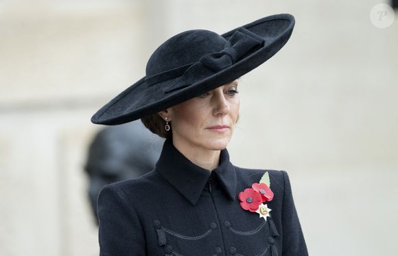 Kate Middleton, princesse de Galles, lors de la cérémonie du souvenir organisée par la Royal British Legion au National Memorial Arboretum dans le Staffordshire le 11 novembre 2025. Photo par GOFF  / BESTIMAGE