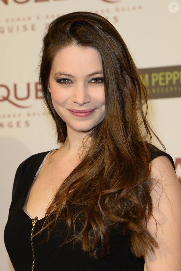 Florence Coste - Avant-premiere du film "Angelique" au Gaumont Opera a Paris le 16 decembre 2013.
©AGENCE / BESTIMAGE