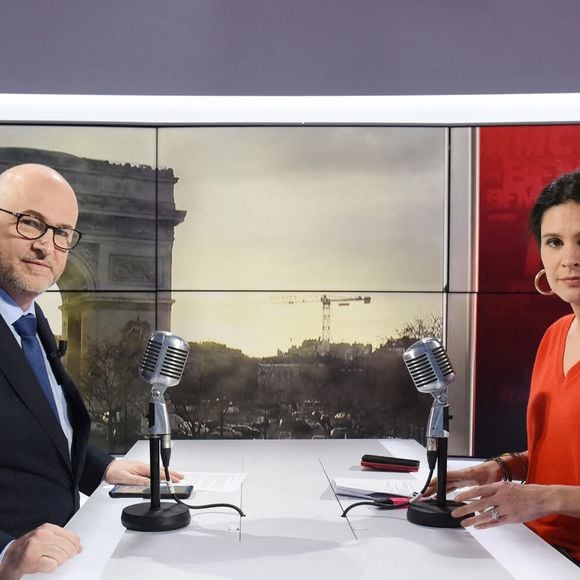 Le ministre délégué à la réforme des retraites Laurent Pietraszewski est interviewé par Apolline de Malherbe sur RMC/BFMTV à Paris, France, le 19 février 2020. Photo par Alain Apaydin/ABACAPRESS.COM