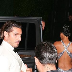 Kim Kardashian à la soirée d'anniversaire de sa maman Kris Jenner à Beverly Hills, dans la maison de Jeff Bezos, le 8 novembre 2025. © Backgrid USA / Bestimage