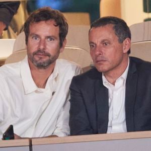 François Roelants s'est vu confier une mission pour RTL

François Roelants et son mari Marc-Olivier Fogiel - Personnalités dans les tribunes lors des Internationaux de France de tennis de Roland Garros à Paris. 
© Jacovides-Moreau / Bestimage