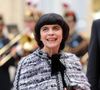 Si Mireille Mathieu vit dans son hôtel particulier à Neuilly-sur-Seine avec sa sœur Monique, elle ne s'éloigne jamais trop longtemps de la maison familiale à Avignon.

Mireille Mathieu - Arrivée des invités au dîner d'Etat en l'honneur du président chinois Xi Jinping et de sa femme la Première Dame Peng Liyuan au palais présidentiel de l'Elysée à Paris, France. © Cyril Moreau/Bestimage