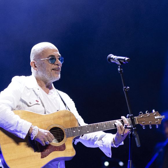 Pascal Obispo au concert du gala des 20 ans de la fondation Recherche Alzheimer "2 générations chantent pour la 3ème" à l'Olympia, le 18 mars 2024. © Cyril Moreau / Bestimage
