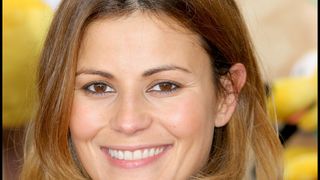 Cecile Siméone installée près de Lyon dans une maison en kit montée en une semaine : "Elle est entièrement préfabriquée"