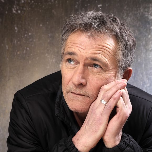 Face aux journalistes du magazine "Télé 7 Jours", Bruno Wolkowitch avait révélé comment lui et son ex avaient été réunis "par pur hasard" dans la série "Sam". 

Exclusif - Portrait de Bruno Wolkowitch à Paris, le 10 janvier 2019.
© Cédric Perrin/Bestimage
